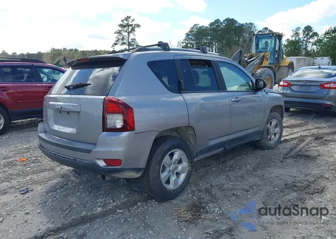 2015 Jeep Compass Sport из США, поврежденный, VIN 1C4NJCBA2FD138182